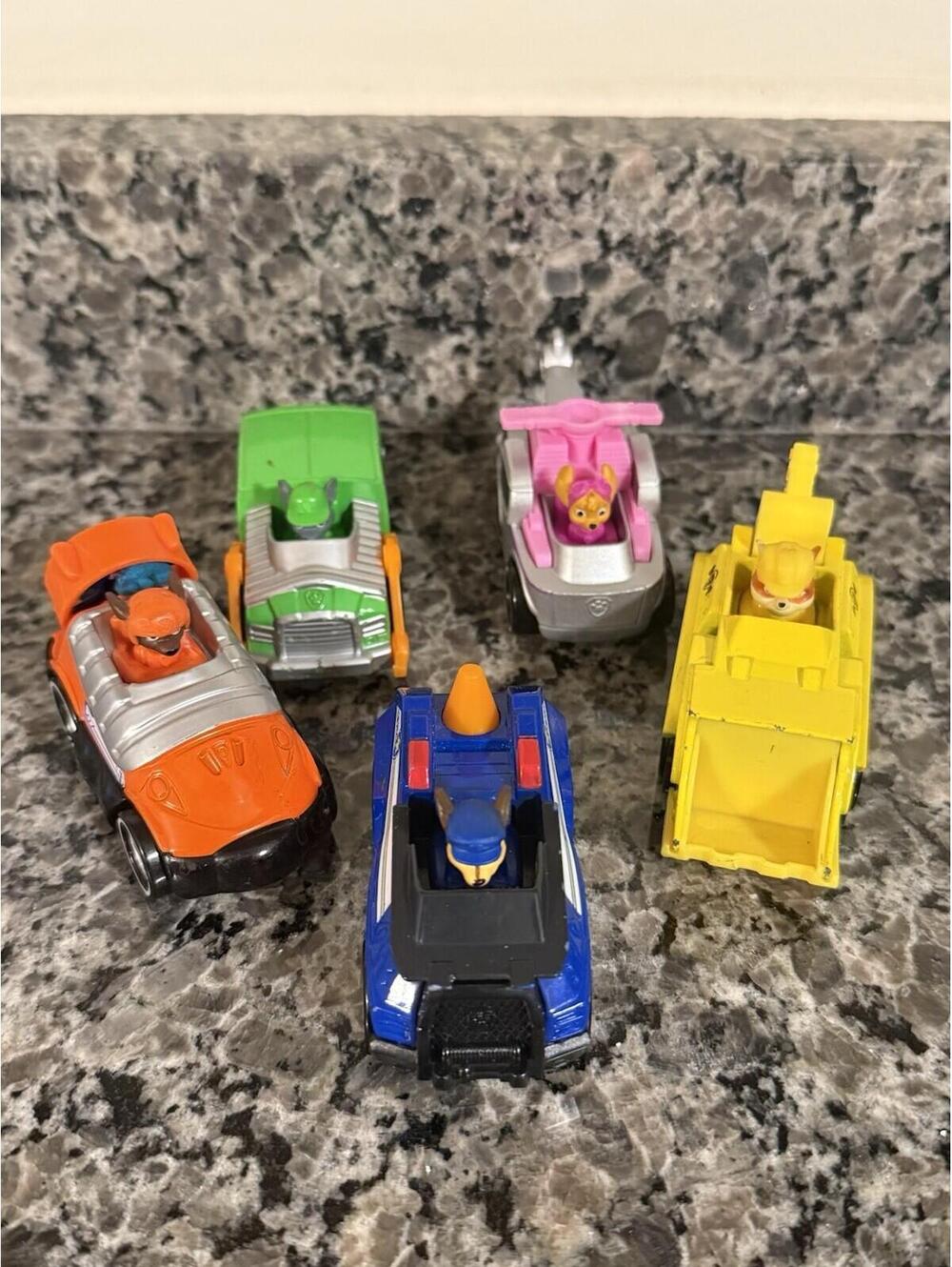 PAW Patrol, True Metal Classic Gift Pack of 5 Collectible Die-Cast Vehicles
